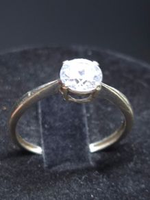 9ct White Gold Solitaire Ring 51.5 | Hallmarked 375