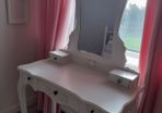 dressing table