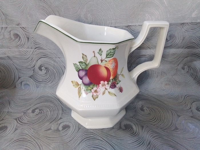 Victorian  Orchard Pitcher