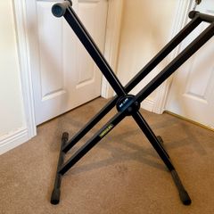 Synthesiser/Keyboard Stand