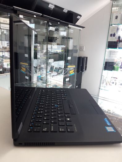 Dell Latitude E7250 12.5" Laptop  i7 , 5th Gen, 8GB RAM, 512GB SSD, Windows 10 Pro +office 2007 webcam +graphics 520 + touch screen