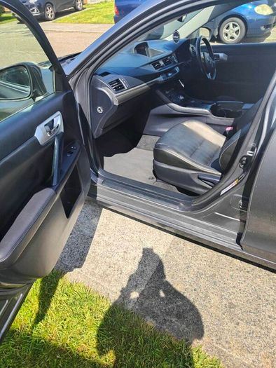 Lexus CT200H