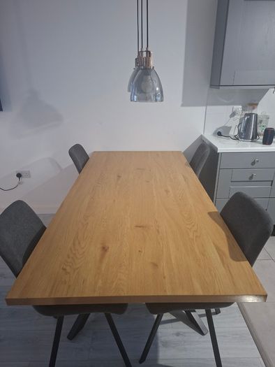 Stunning 2m Dining Set & 4 Swivel Chairs