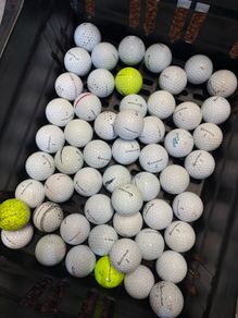 40 Taylormade (Tp5/Tour) Golf Balls