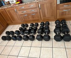 540kg Of Rubber Hex Dumbbells, Cheapest Set On Here At 1.85 Per Kg For Set! Originally 4 Euro Per Kg!!