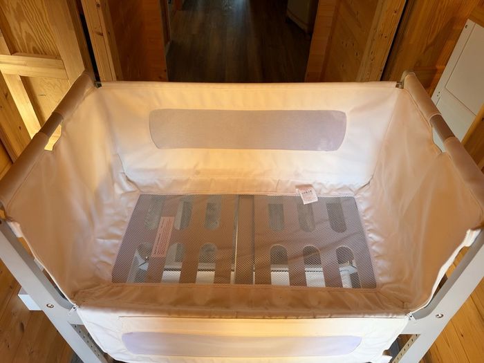 snuzpod 3 / next to me cot