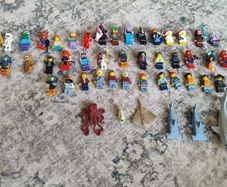 Lego Blocks Constructor sets including 40 minifigures