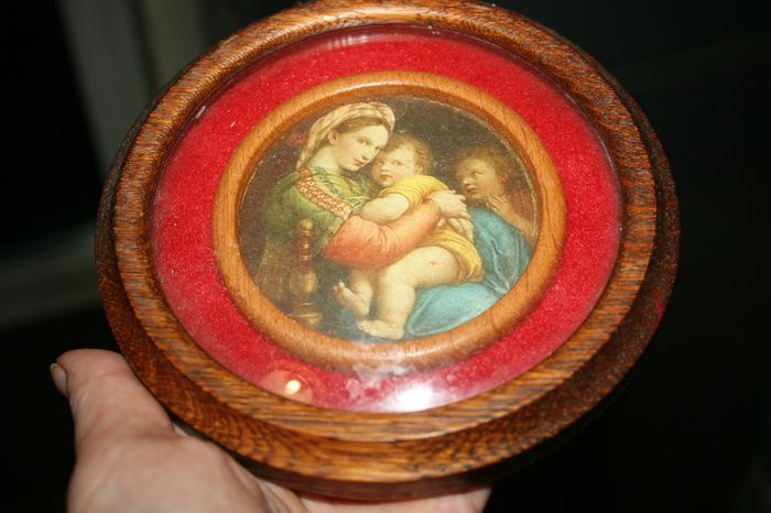 Vintage Round Picture