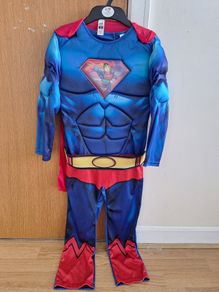 Superman costume - age 7-8 years