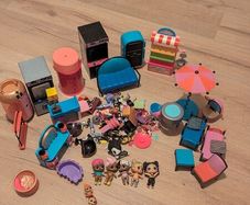 Lol dolls and accessories