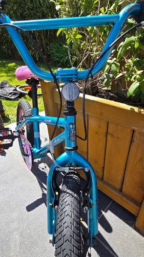 Apollo Roxie Kids 16 inch BMX Bike