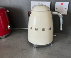 smeg kettle