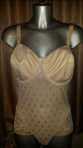 Silhouette comfort&control Ivory lace body suit size UK16 EU44 cup UK38E EU85E Postage included