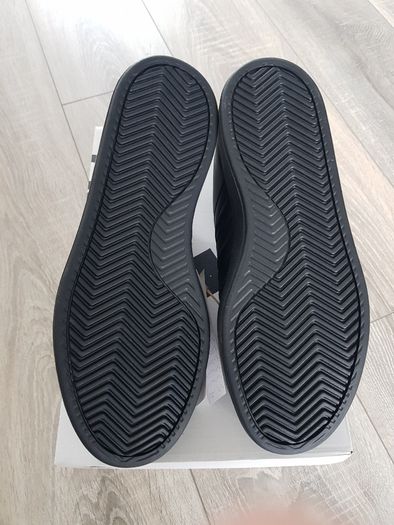 Mens Trainers UK Size 9