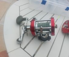 A pair of abu garcia ambassador 7000i