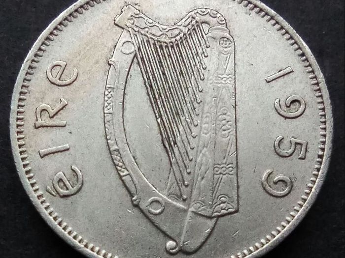 [#485] - Ireland 1959 | Irish 6p | 6 Pence | Wolfhound | KM.13a