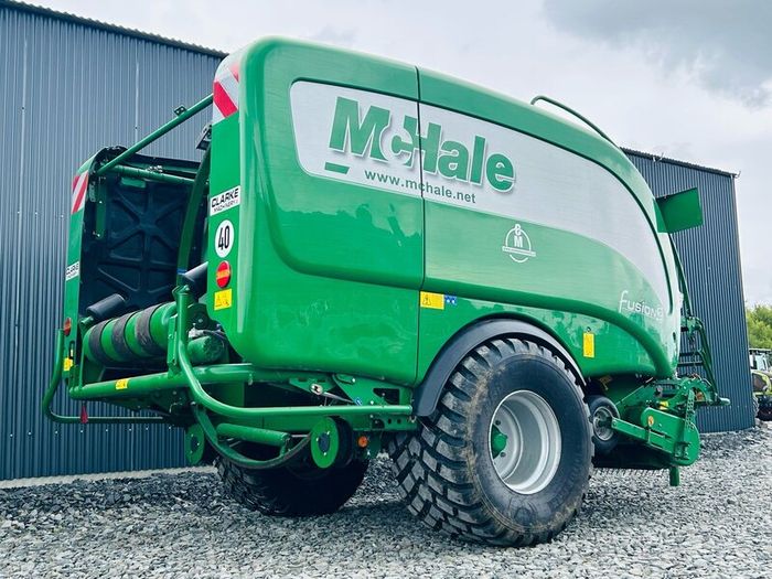 2021 mchale Fusion 3. 1000Box
