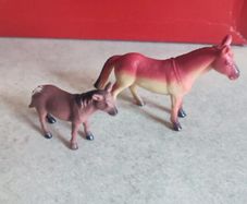 SET of 2 PONY Plastic Figure Toys.