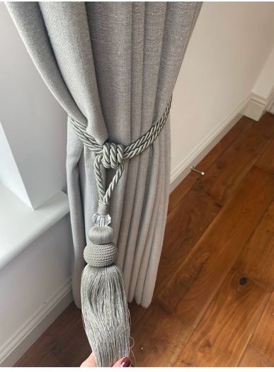 curtain double lined and pole