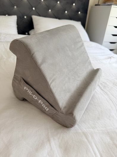 New Pill-O-Pad Tablet Stand