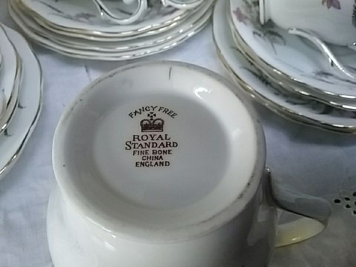 Part China Teaset Royal Standard