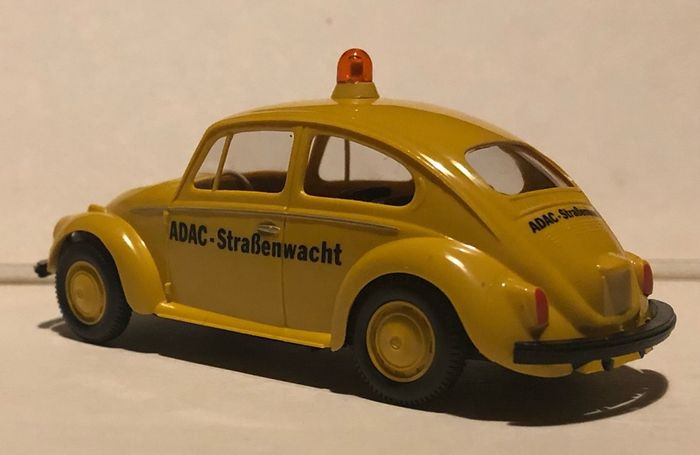 Wiking 1/40 Volkswagen Beetle ADAC patrol car