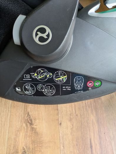 Cybex Cloud Z2 i-Size Car Seat + Base + Accessories - Bundle Only - Receipt - Great Condition