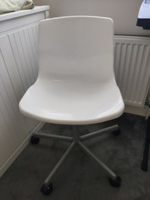 IKEA SNILLE White Swivel Chair