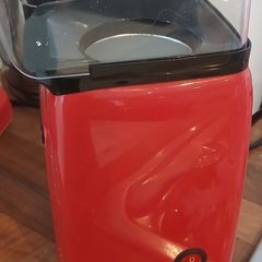 Popcorn maker