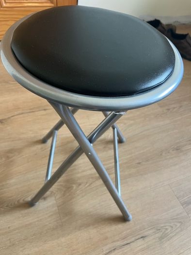 folding stools