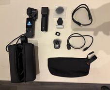DJI Osmo Pocket 4 Creator Combo