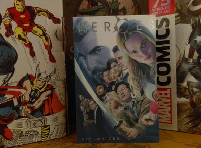 Heroes ! Volume 1 ! Graphic Novel in Trade Paperback ! TPB ! 2007 ! by DC Comics !