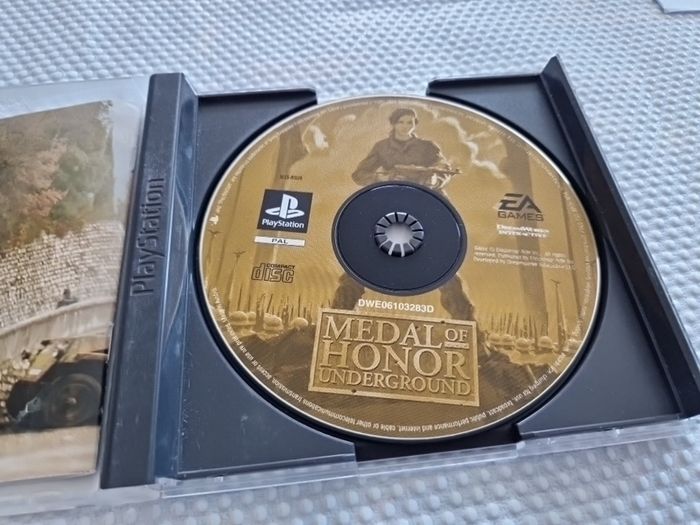 Medal of Honor Underground PlayStation1 Ps1 PlayStation2 Ps2 Games Original