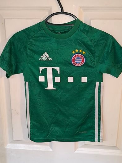 kids Bayern Munich neuer jersey age 4