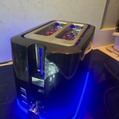 Blaupunkt Illuminating 2 Slice Toaster - Black