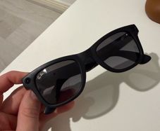 Ray-Ban Meta Wayfarer (Gen 2) Matte Black Polar Gradient Graphite Lenses