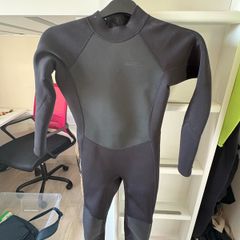 wetsuit age 11-12