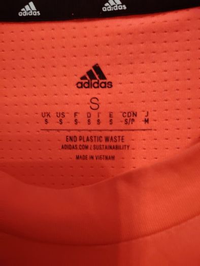 Adidas T-Shirt