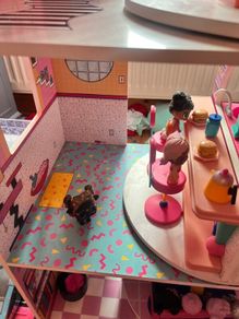 lol surprise Doll house