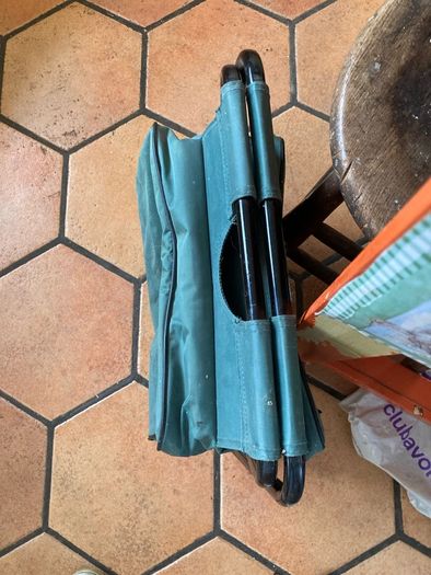 Folding Stool with Bag . Ideal for Fishing or Art painting.