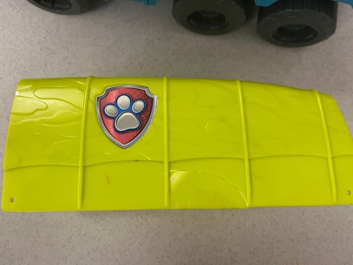 Paw Patrol Jungle Terrain Rescue Vehicle with 3 Figures