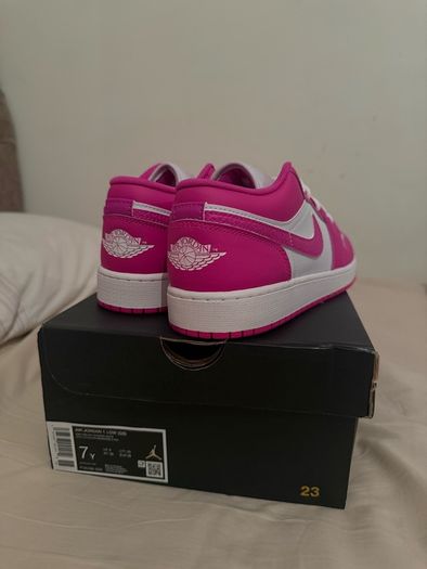 jordan 1 low