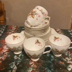 Royal Tara teaset post available