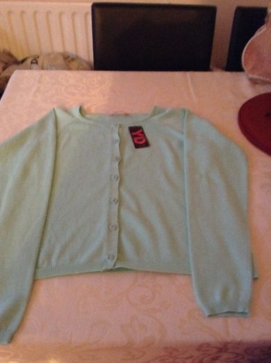 Girls BNWT green cardigan 13 yrs