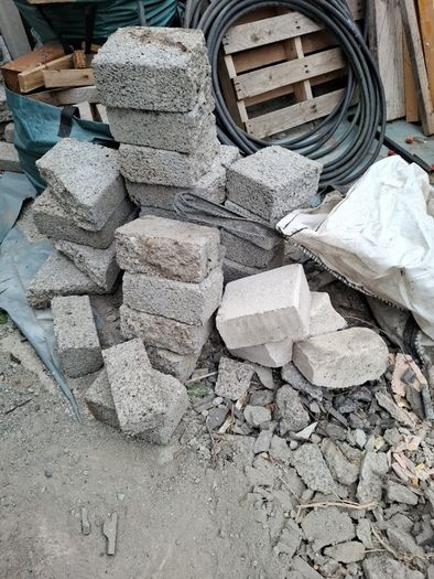 Free half size concrete blocks to take away.
