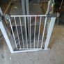 2 baby stair gates Image 3