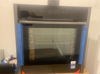 Neff N70 Hide & Slide Single Oven
