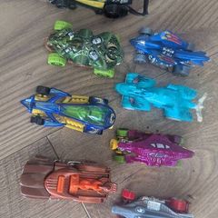 toy car +110 Inc Hot Wheels, animal cars, monster trucks