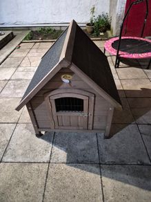 Dog kennel