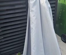 Parasol, needs to be repaired